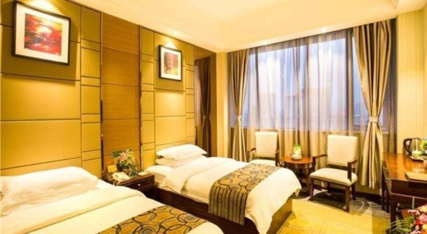 Greentree Inn Guangdong Jieyang Bus Terminal Station Ronghua Avenue Business Hotel Exterior photo